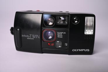 Olympus Twin Quarz Date - Gebrauchtartikel -